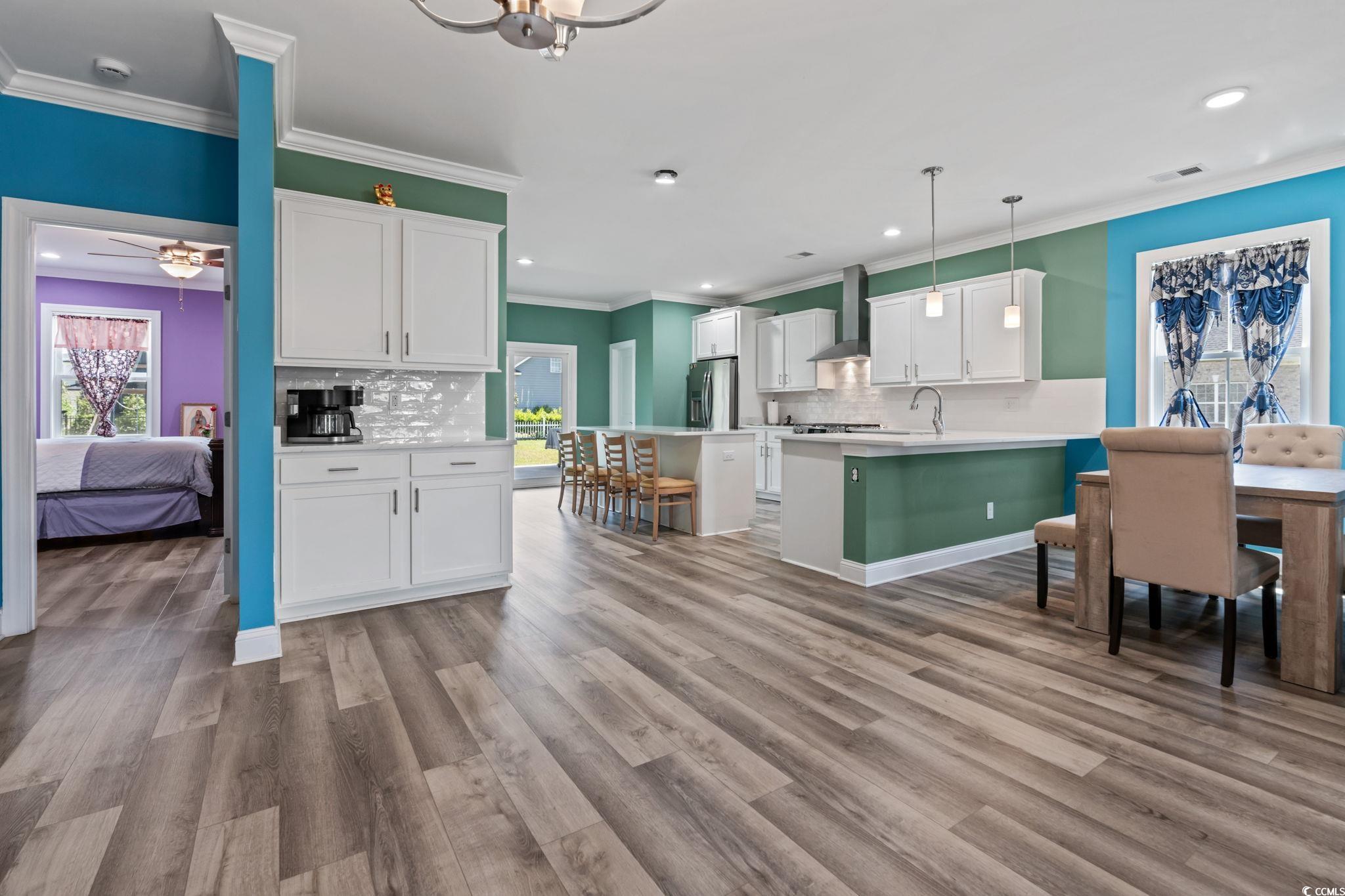 Myrtle Beach, South Carolina, 29579, United States, 5 Bedrooms Bedrooms, ,5 BathroomsBathrooms,Residential,For Sale,1979513