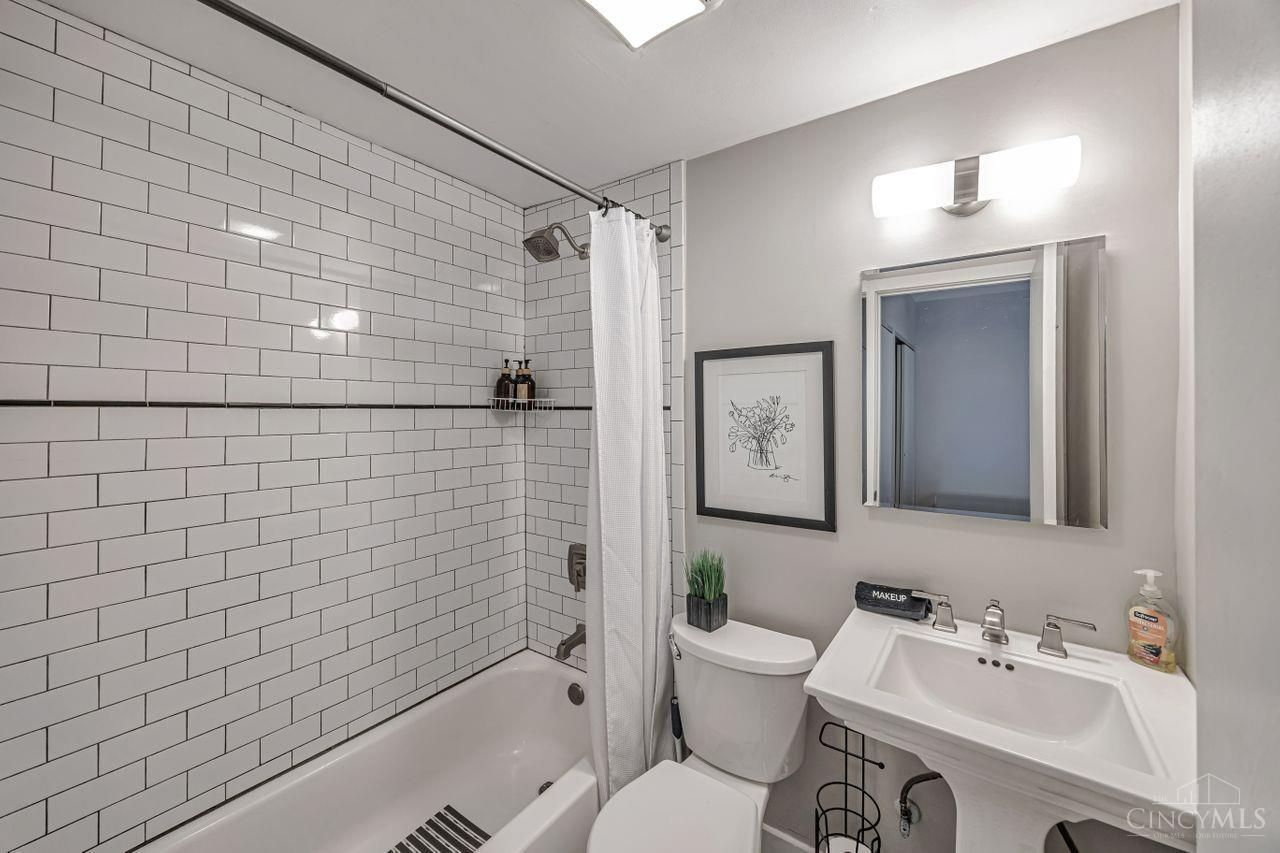 Cincinnati, Ohio, 45202, United States, ,Residential,For Sale,1828397