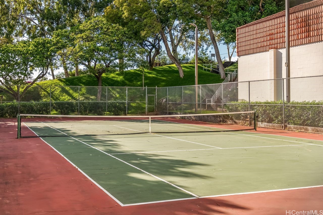 Honolulu, Hawaii, 96816, United States, 2 Bedrooms Bedrooms, ,2 BathroomsBathrooms,Residential,For Sale,1836905