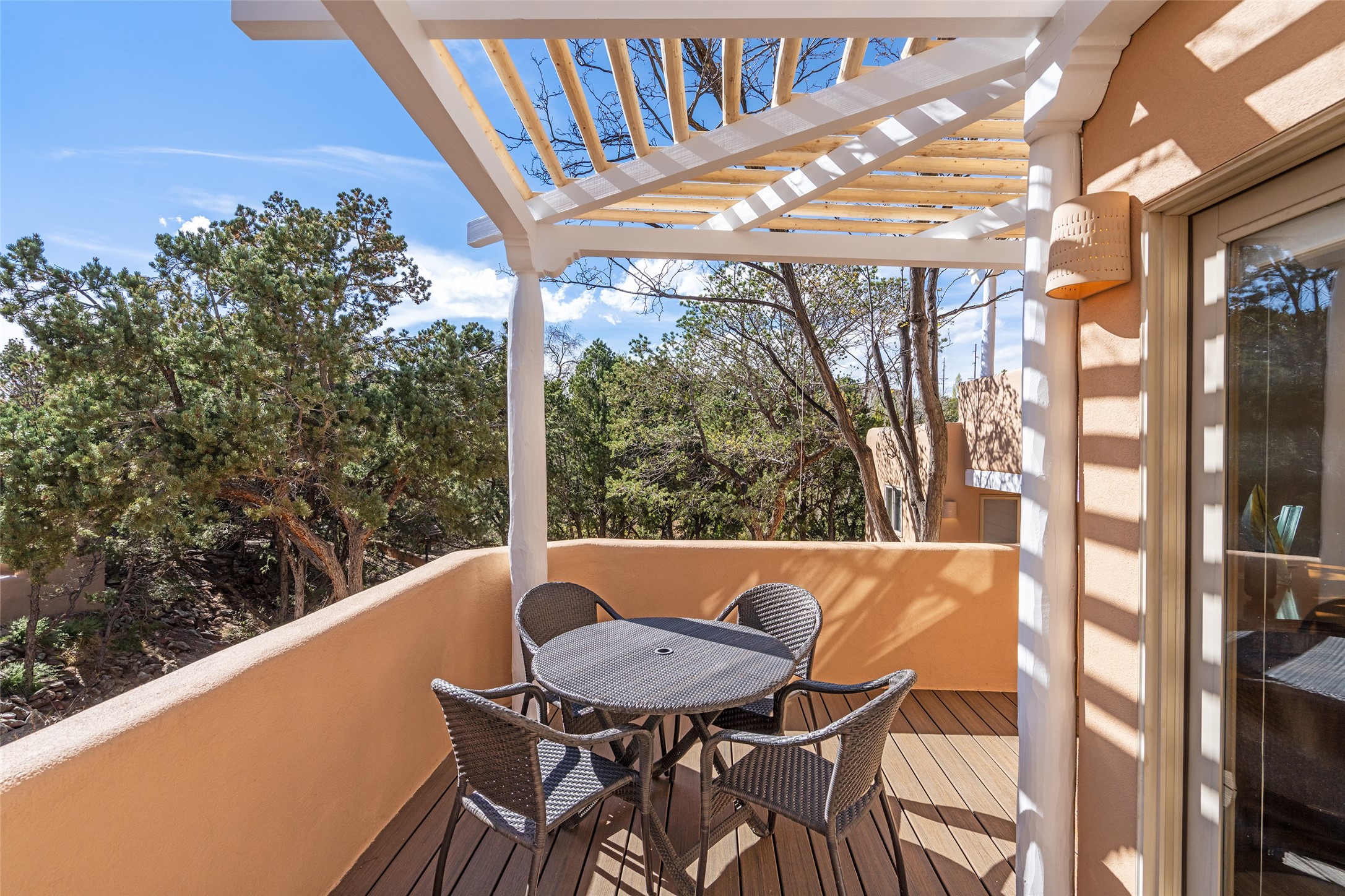  773 Aspen Compound - 物件實景