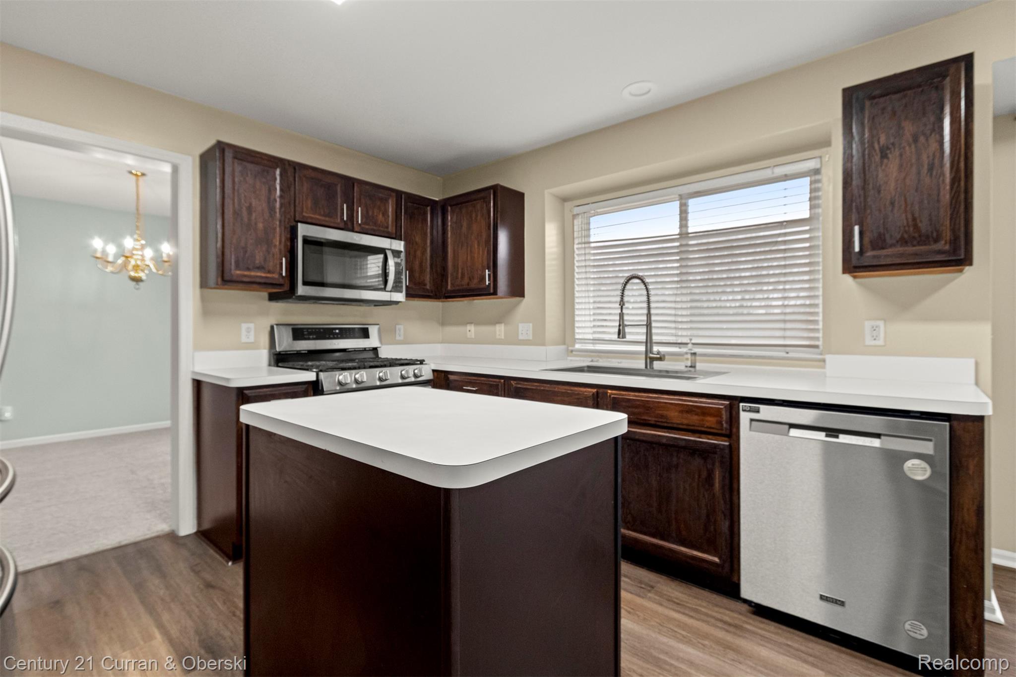 Canton Charter Township, Michigan, 48188, United States, 4 Bedrooms Bedrooms, ,3 BathroomsBathrooms,Residential,For Sale,2009300