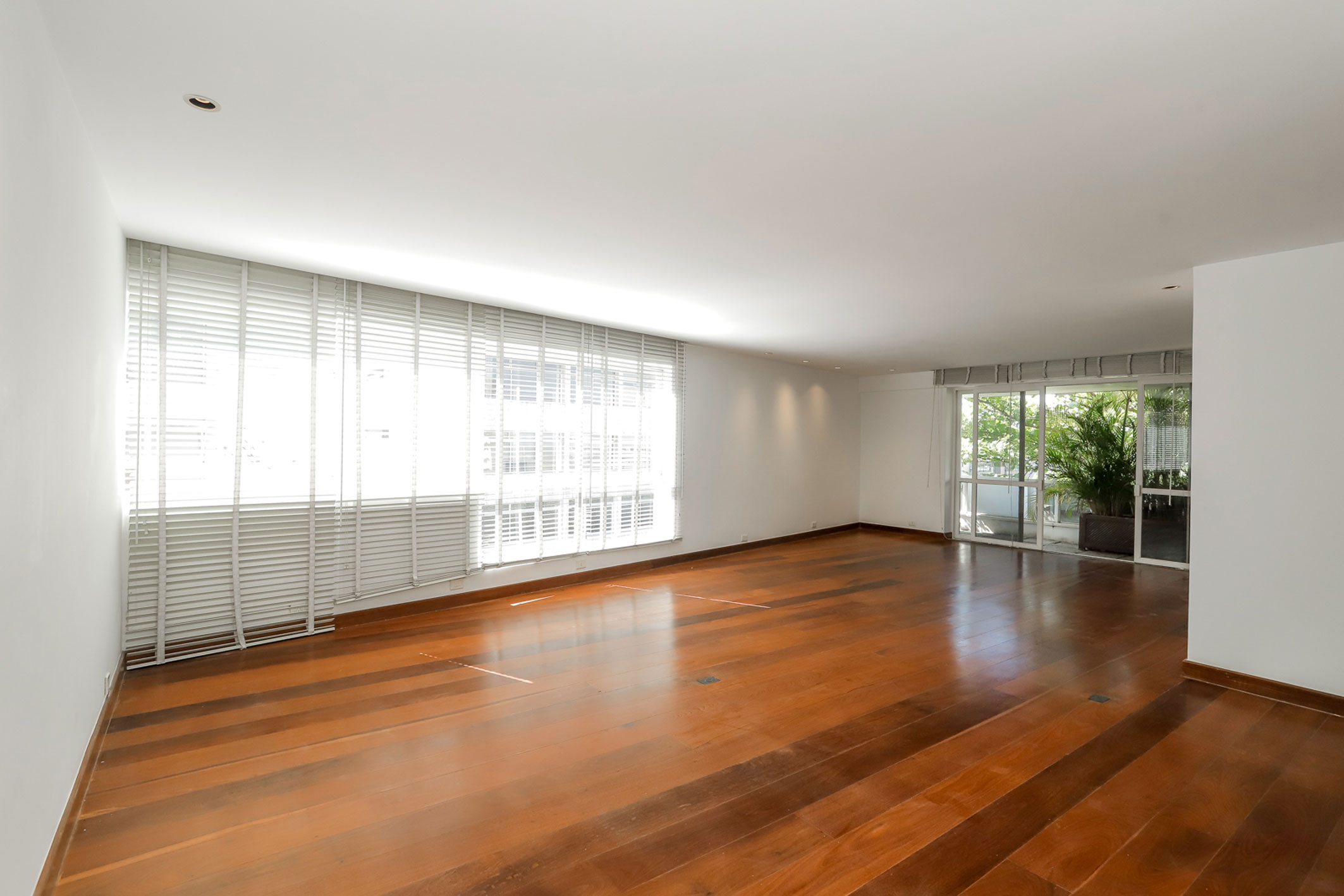  Duplex Penthouse with a Pool and Views of Cristo Redentor in Leblon - 物件實景