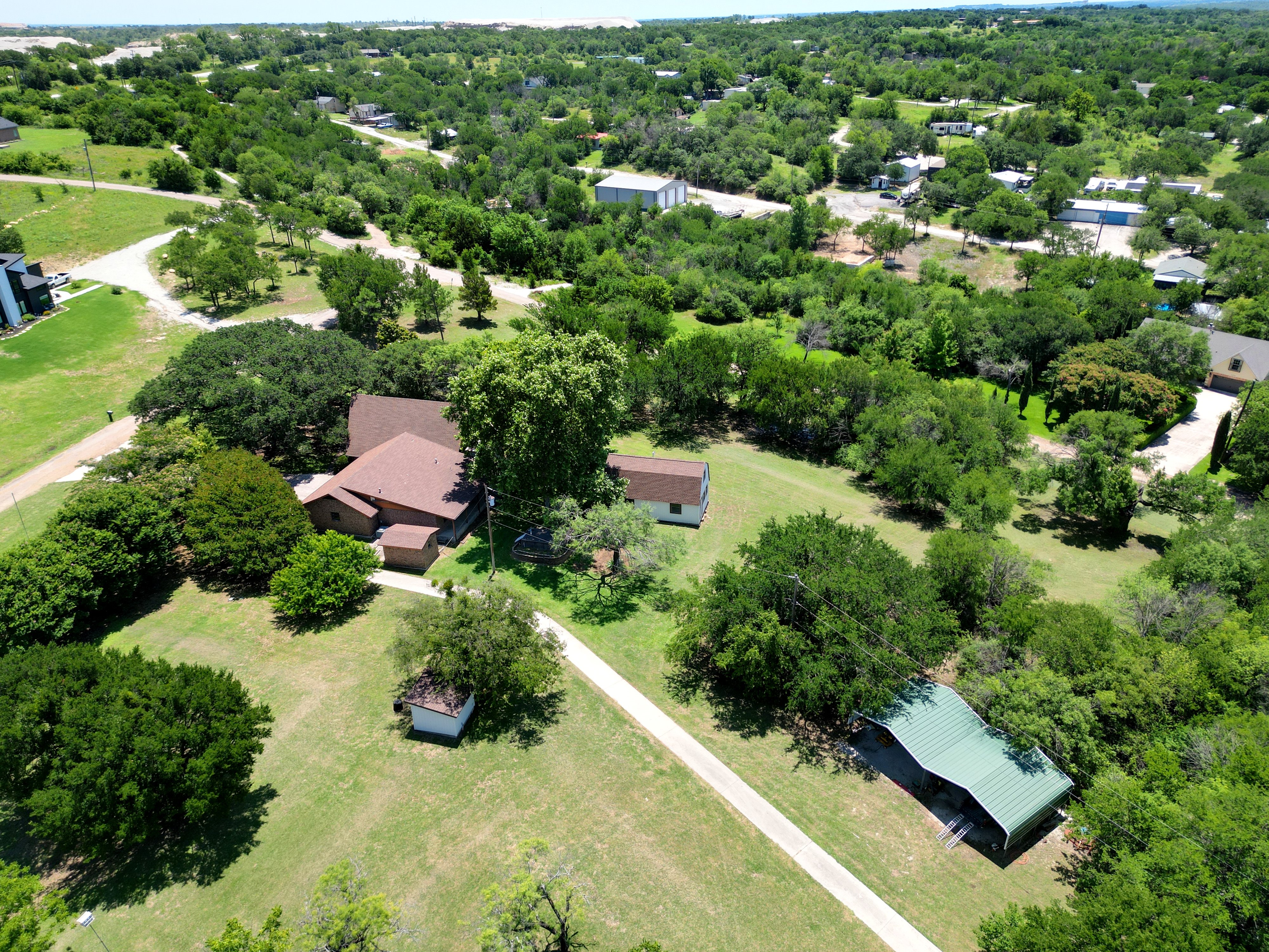 Bridgeport, Texas, 76426, United States, 4 Bedrooms Bedrooms, ,3 BathroomsBathrooms,Residential,For Sale,1981082
