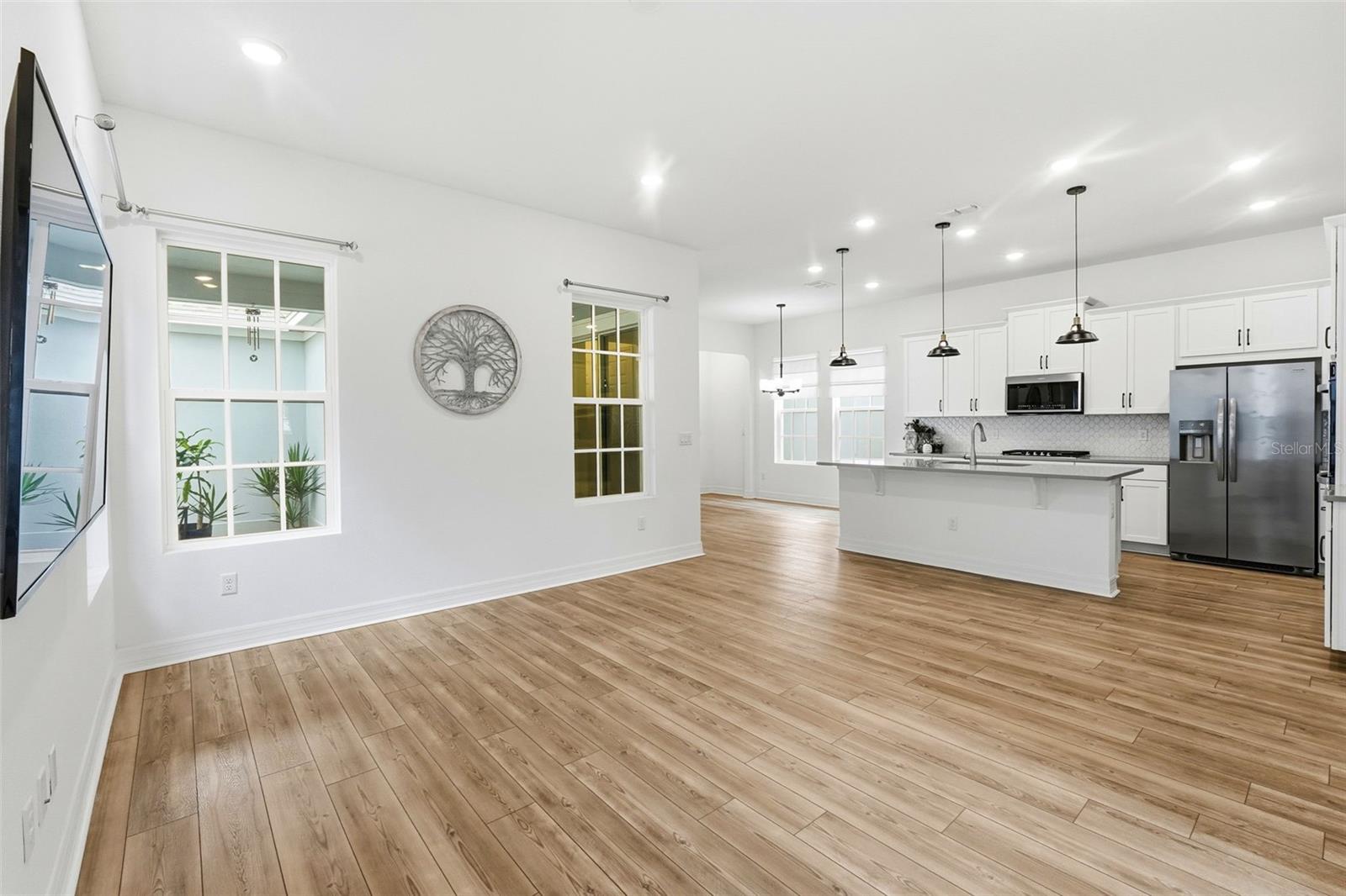 CELEBRATION, Florida, 34747, United States, 4 Bedrooms Bedrooms, ,3 BathroomsBathrooms,Residential,For Sale,1975920