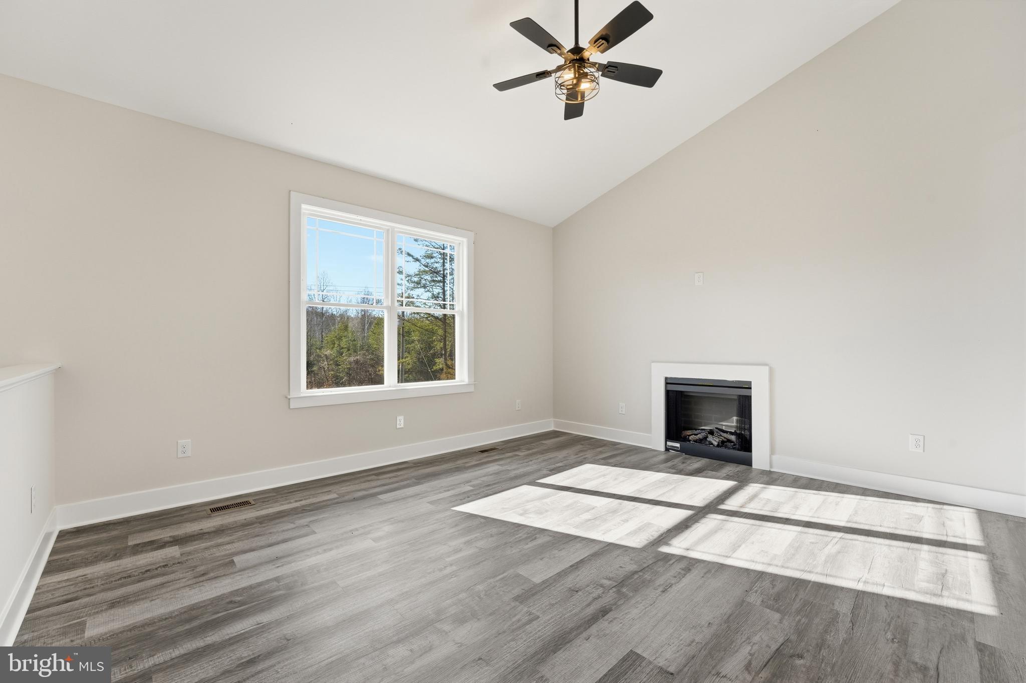 Richardsville, Virginia, 22736, United States, 4 Bedrooms Bedrooms, ,3 BathroomsBathrooms,Residential,For Sale,2005626