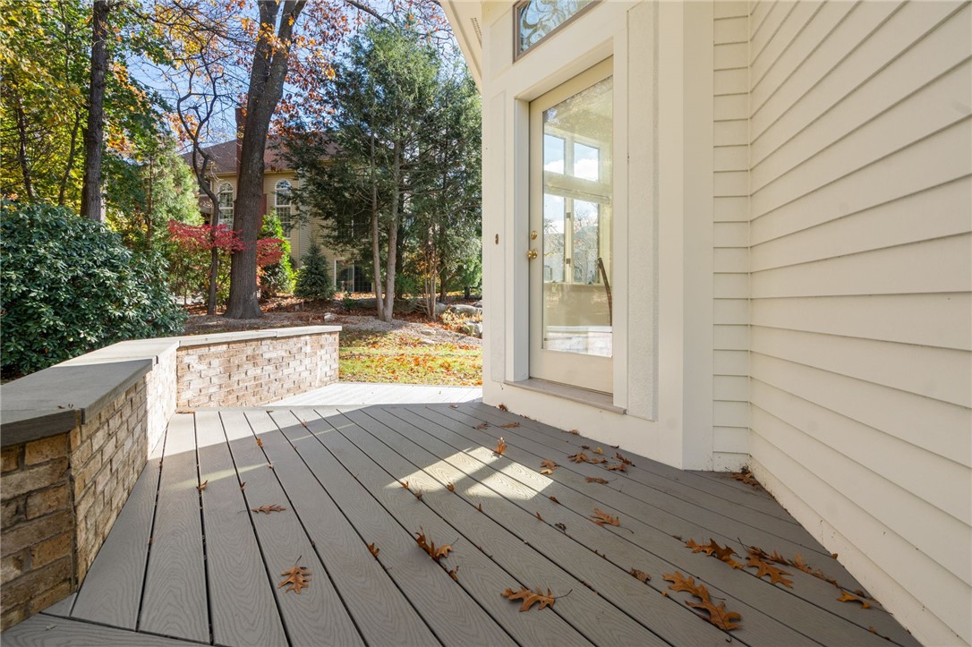 Cranston, Rhode Island, 02920, United States, 3 Bedrooms Bedrooms, ,4 BathroomsBathrooms,Residential,For Sale,1993261