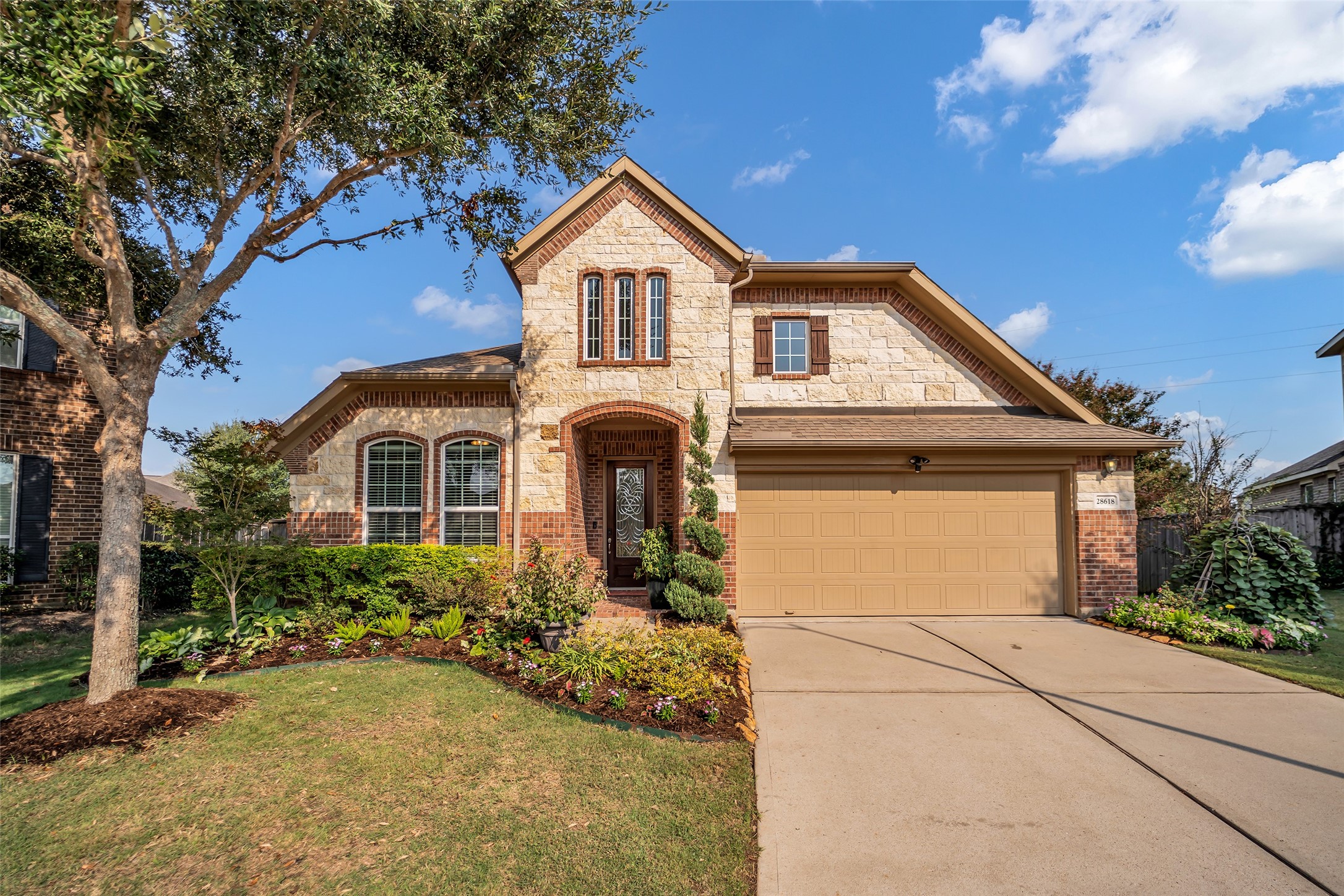 Katy, Texas, 77494, United States, 4 Bedrooms Bedrooms, ,2 BathroomsBathrooms,Residential,For Sale,1947039