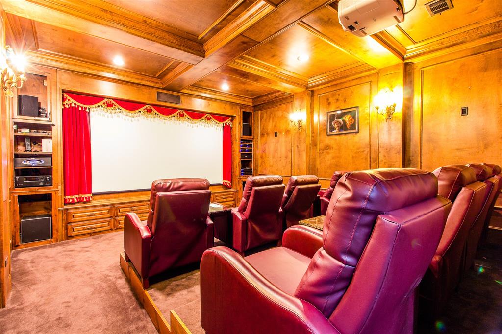 Italy, Texas, 76651, United States, 8 Bedrooms Bedrooms, ,6 BathroomsBathrooms,Residential,For Sale,1975477