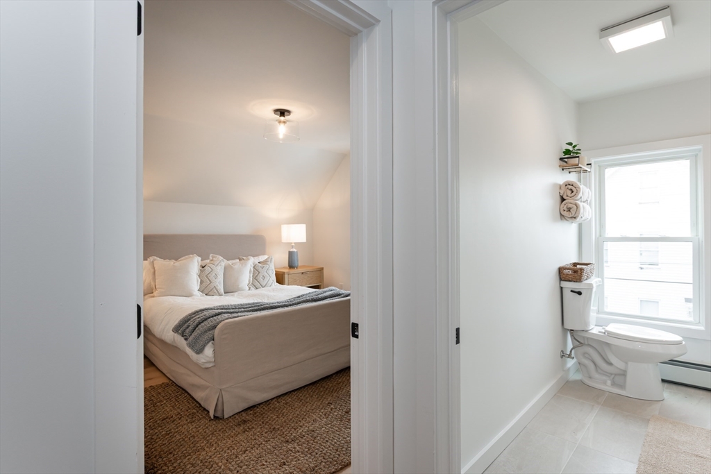 Haverhill, Massachusetts, 01830, United States, 4 Bedrooms Bedrooms, ,2 BathroomsBathrooms,Residential,For Sale,1991718