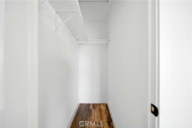 Los Angeles, California, 90044, United States, ,Residential,For Sale,1984386