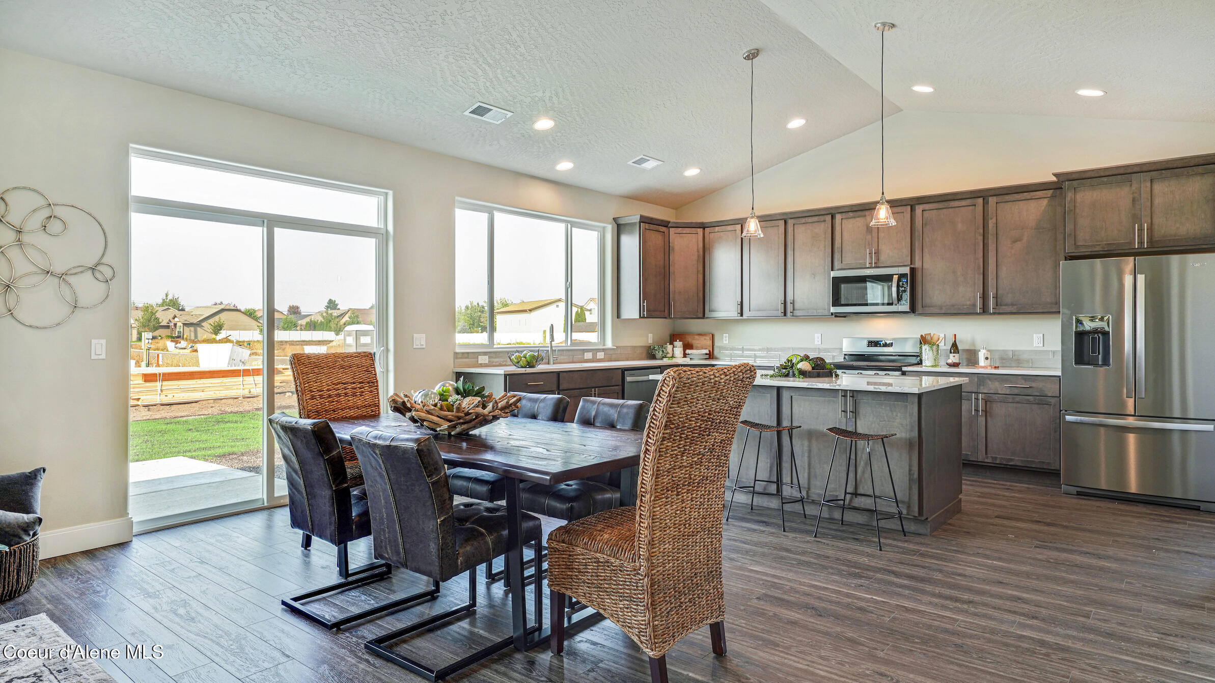 Rathdrum, Idaho, 83858, United States, 3 Bedrooms Bedrooms, ,Residential,For Sale,1998961