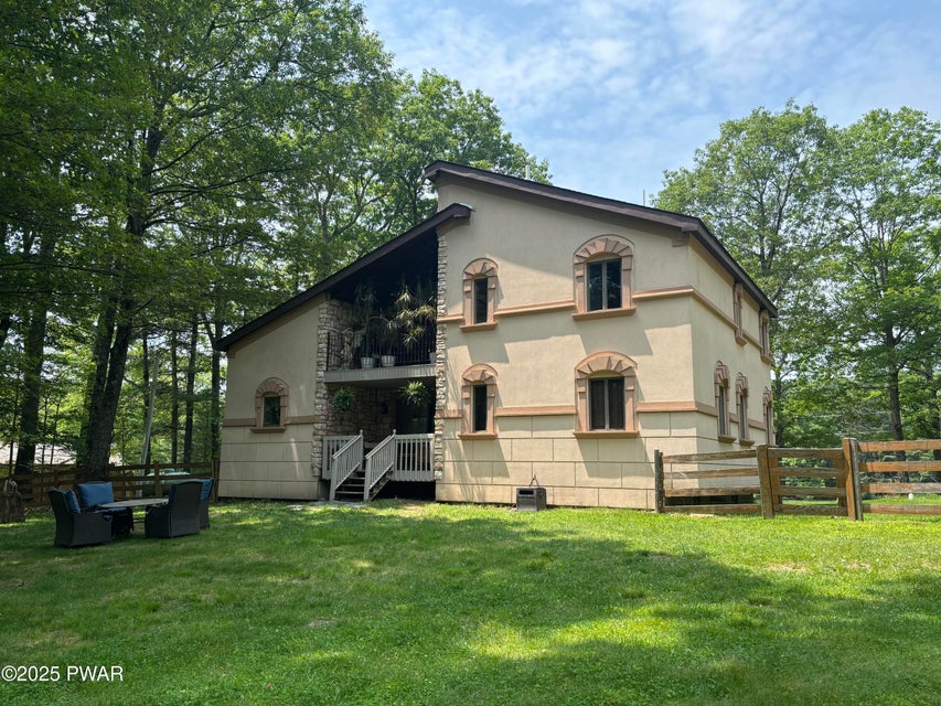Milford, Pennsylvania, 18337, United States, 3 Bedrooms Bedrooms, ,2 BathroomsBathrooms,Residential,For Sale,1936970