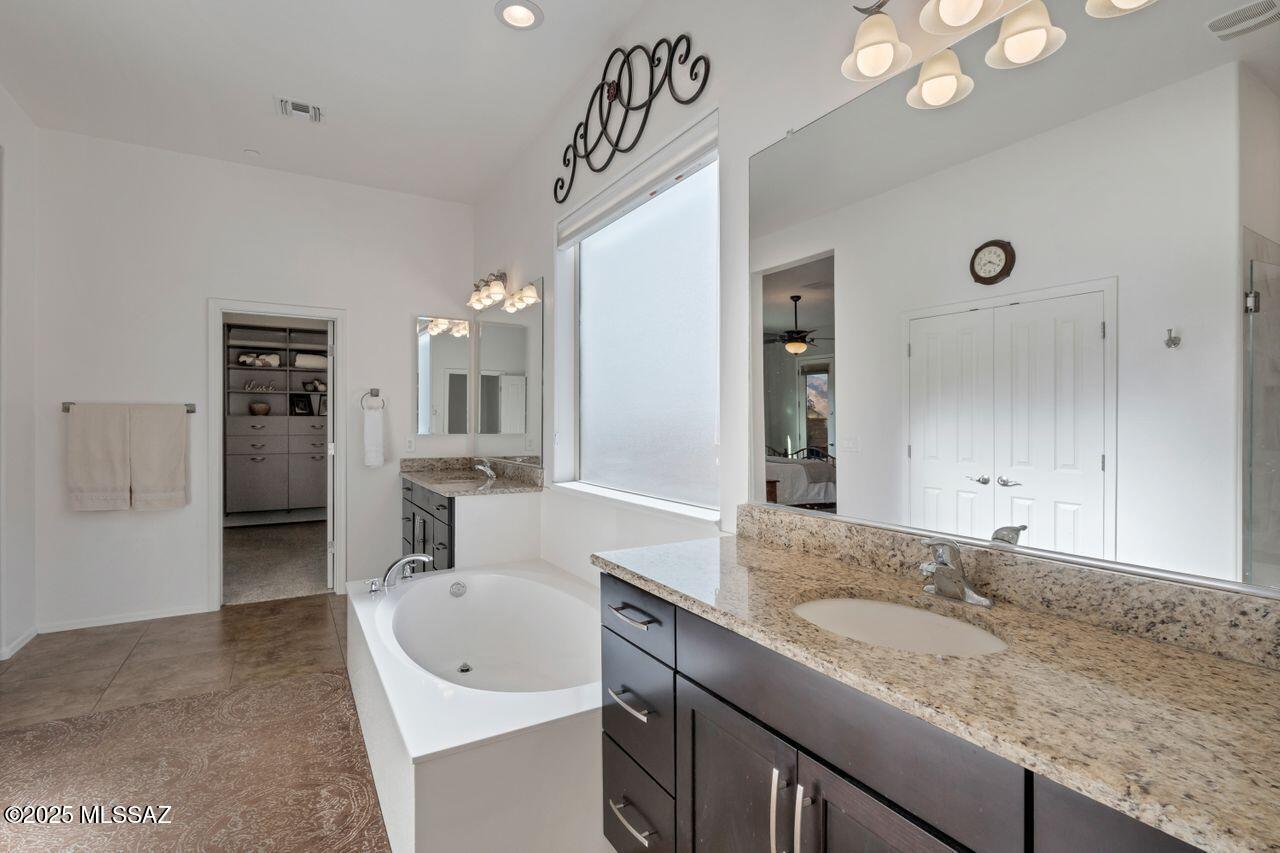Marana, Arizona, 85658, United States, 3 Bedrooms Bedrooms, ,3 BathroomsBathrooms,Residential,For Sale,1947044