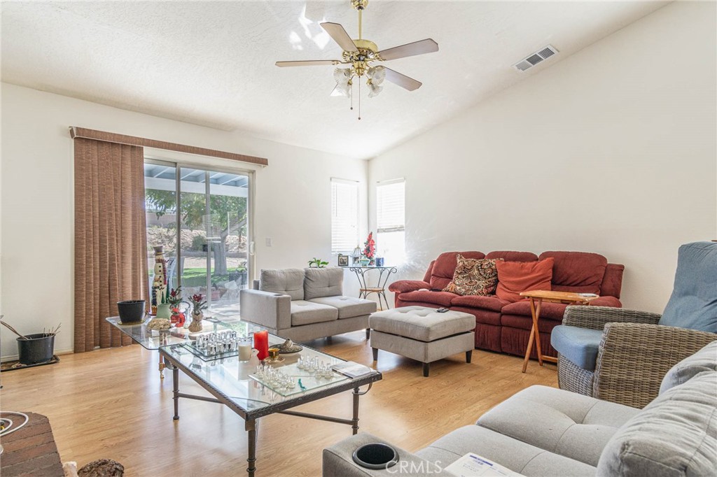 Apple Valley, California, 92308, United States, 4 Bedrooms Bedrooms, ,2 BathroomsBathrooms,Residential,For Sale,1974217