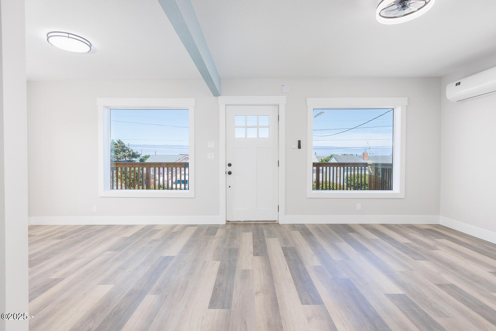 Newport, Oregon, 97365, United States, 4 Bedrooms Bedrooms, ,Residential,For Sale,1903542