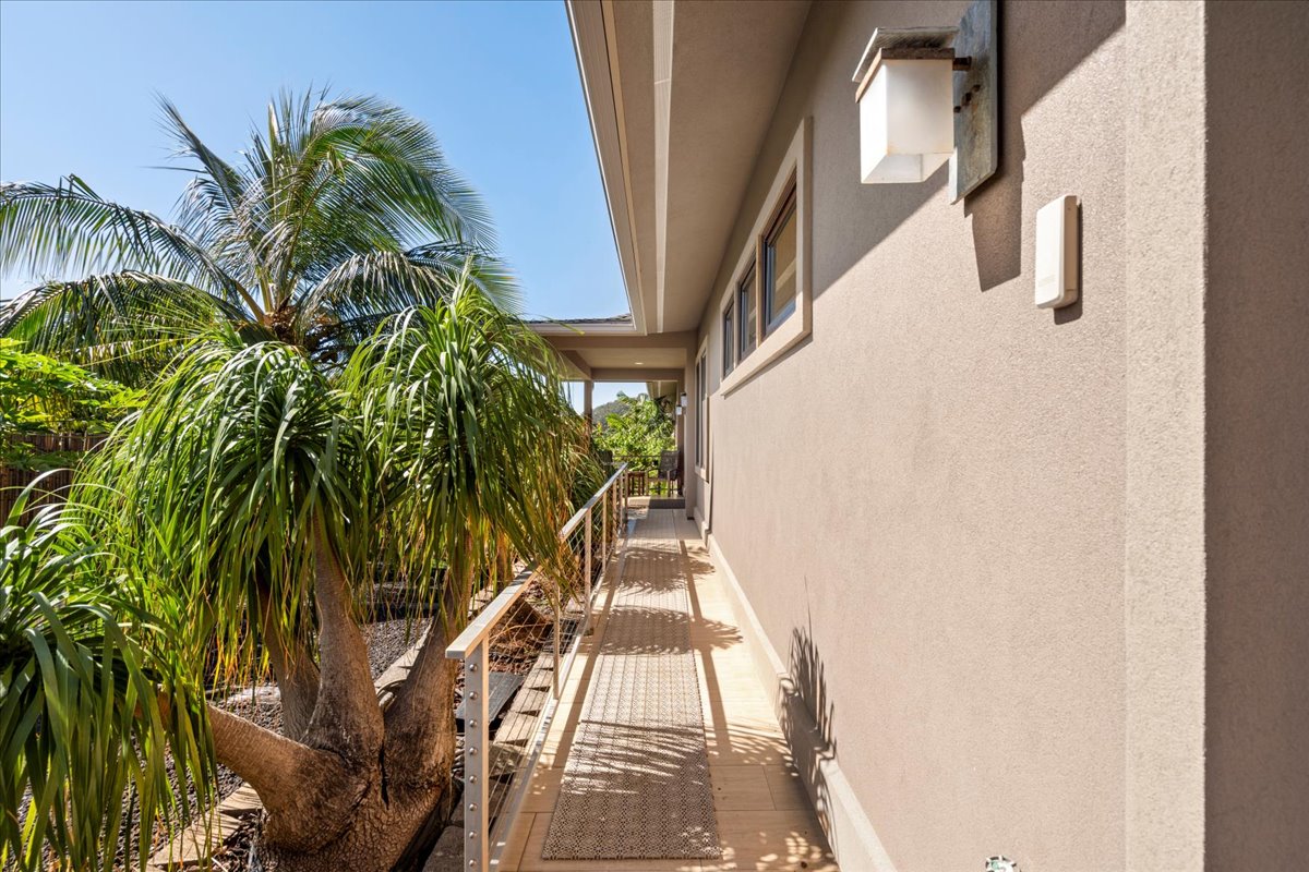 Haiku, Hawaii, 96708, United States, 4 Bedrooms Bedrooms, ,3 BathroomsBathrooms,Residential,For Sale,2002523