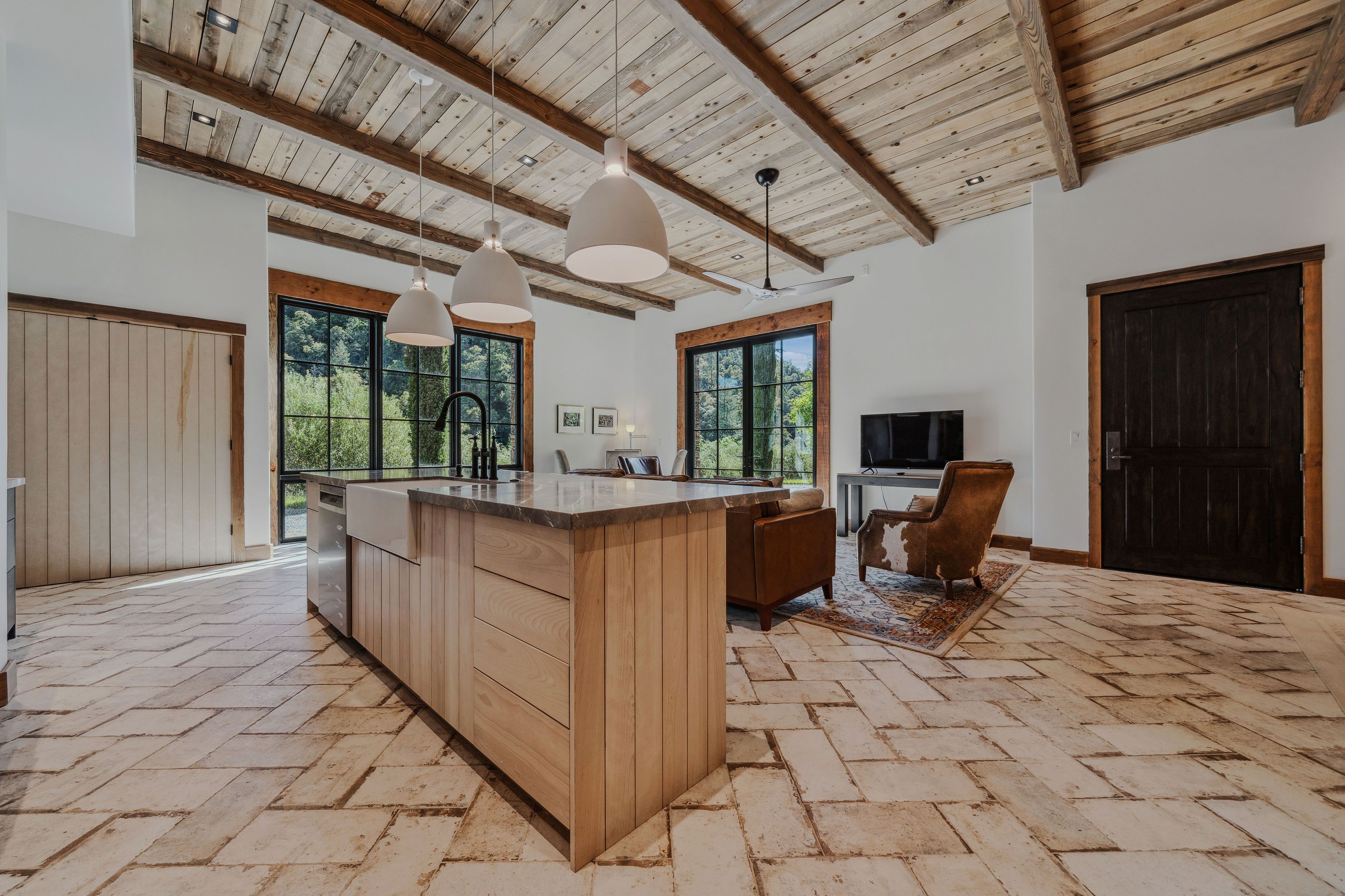  Horizon Canyon  Private 41-Acre Riverfront Estate Between Sacramento & Lake Tah - 物件實景