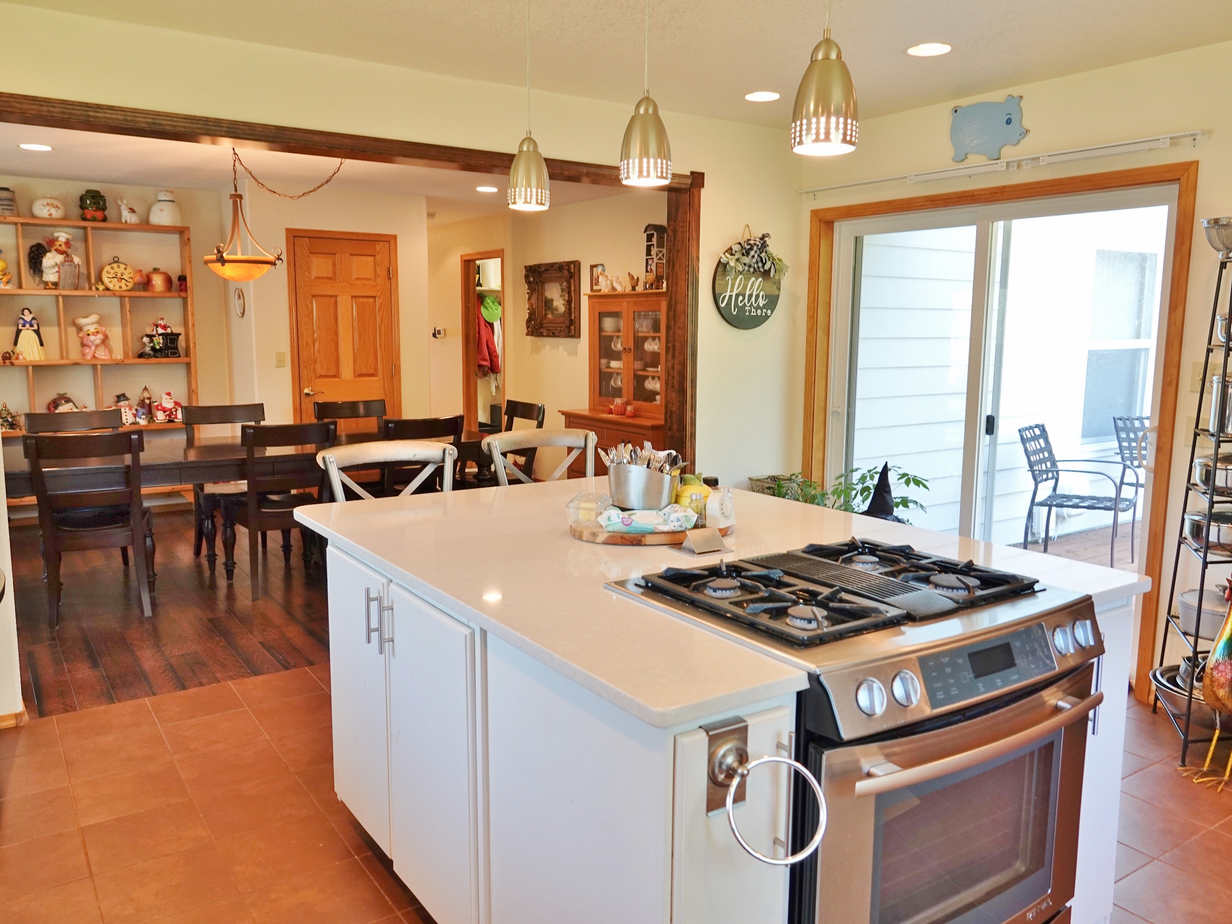 Ocean Shores, Washington, 98569, United States, 5 Bedrooms Bedrooms, ,2 BathroomsBathrooms,Residential,For Sale,1850232