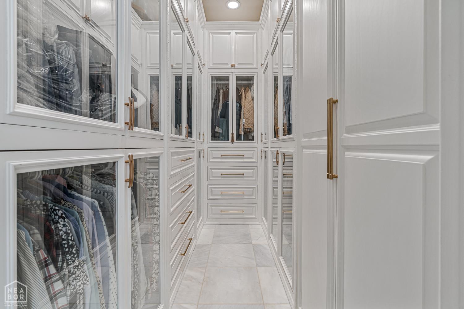 Jonesboro, Arkansas, 72404, United States, ,5 BathroomsBathrooms,Residential,For Sale,1974751