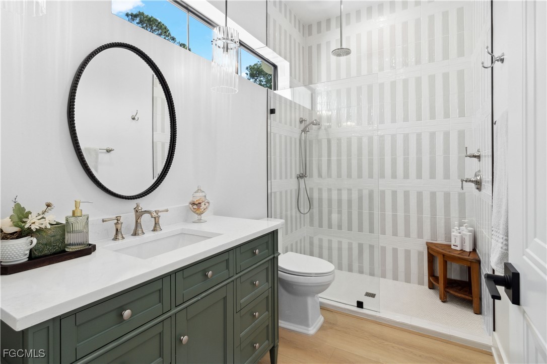 Naples, Florida, 34120, United States, 4 Bedrooms Bedrooms, ,6 BathroomsBathrooms,Residential,For Sale,1984444