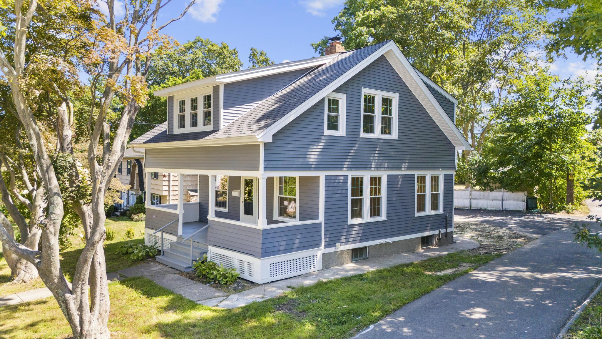 Milford, Connecticut, 06460, United States, 3 Bedrooms Bedrooms, ,3 BathroomsBathrooms,Residential,For Sale,1924915