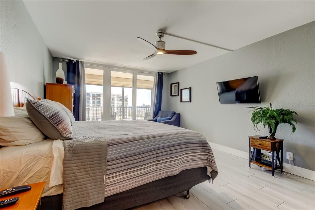 Clearwater Beach, Florida, 33767, United States, 2 Bedrooms Bedrooms, ,2 BathroomsBathrooms,Residential,For Sale,1849008