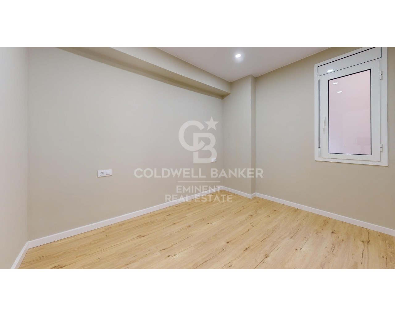 Barcelona, Catalonia, ES, 3 Bedrooms Bedrooms, ,2 BathroomsBathrooms,Residential,For Sale,1744156