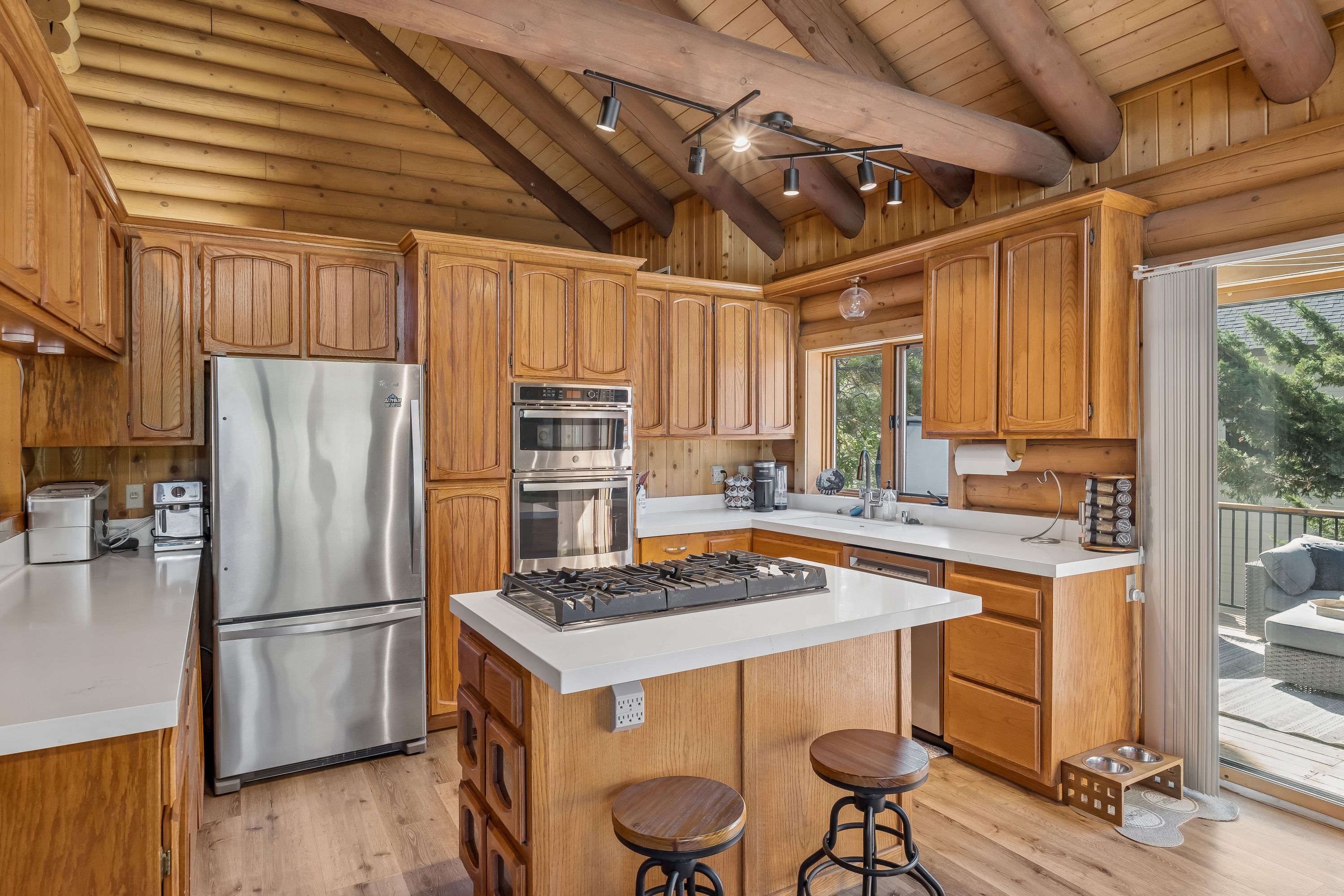  38595 Talbot Drive, Big Bear Lake, CA 92315 - 物件實景