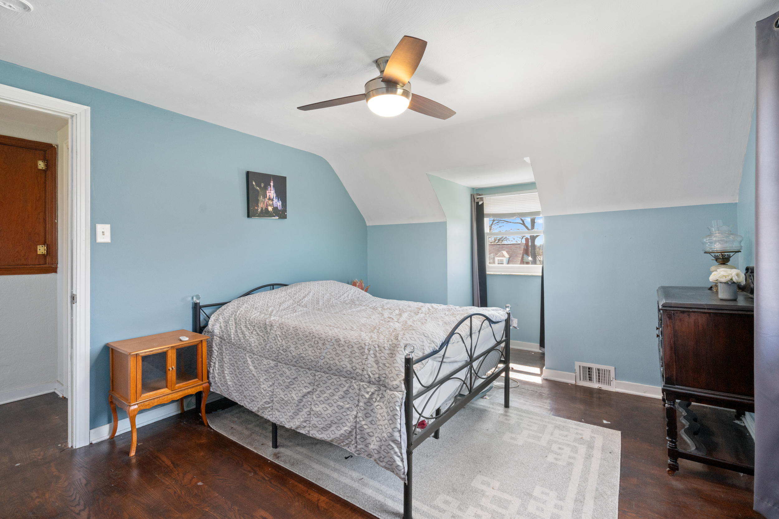  460 Jenne Drive, Pittsburgh, PA 15236 - 物件實景