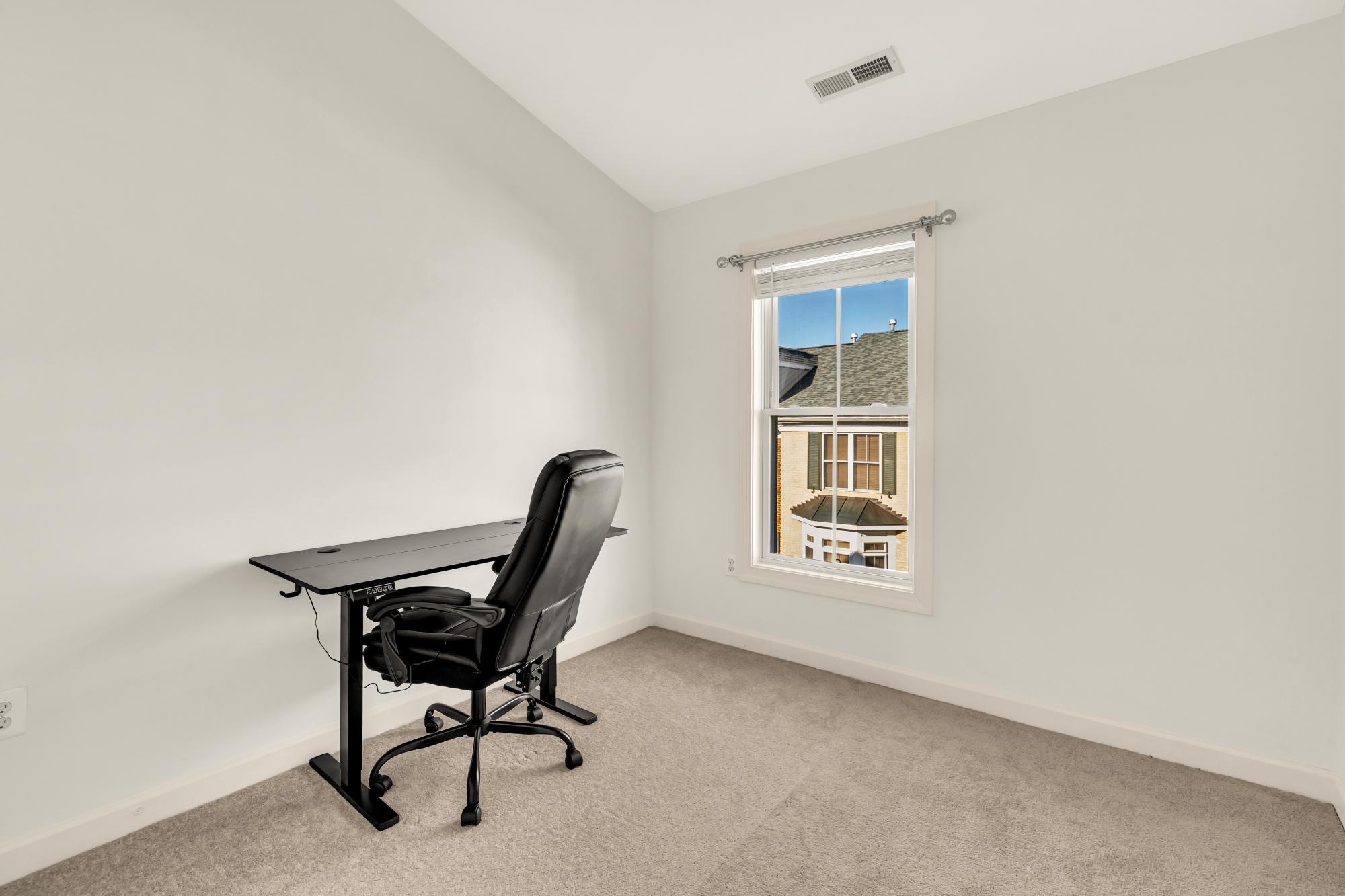  2309 Georgia Village Way, Silver Spring, MD, 20902 - 物件實景