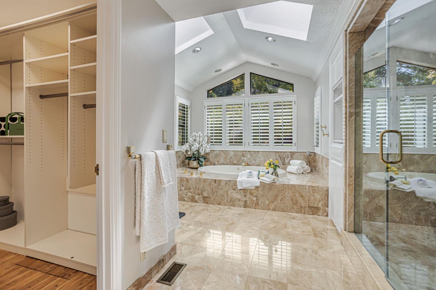 Saratoga, California, 95070, United States, 4 Bedrooms Bedrooms, ,4 BathroomsBathrooms,Residential,For Sale,1942140