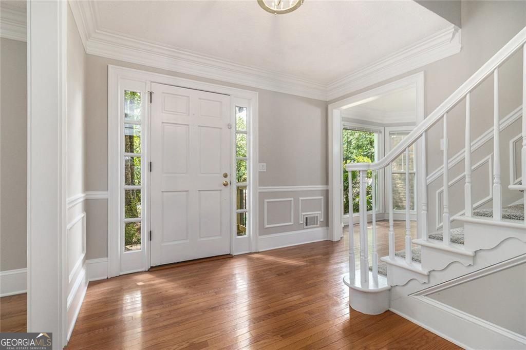 Roswell, Georgia, 30075, United States, 6 Bedrooms Bedrooms, ,4 BathroomsBathrooms,Residential,For Sale,1910371