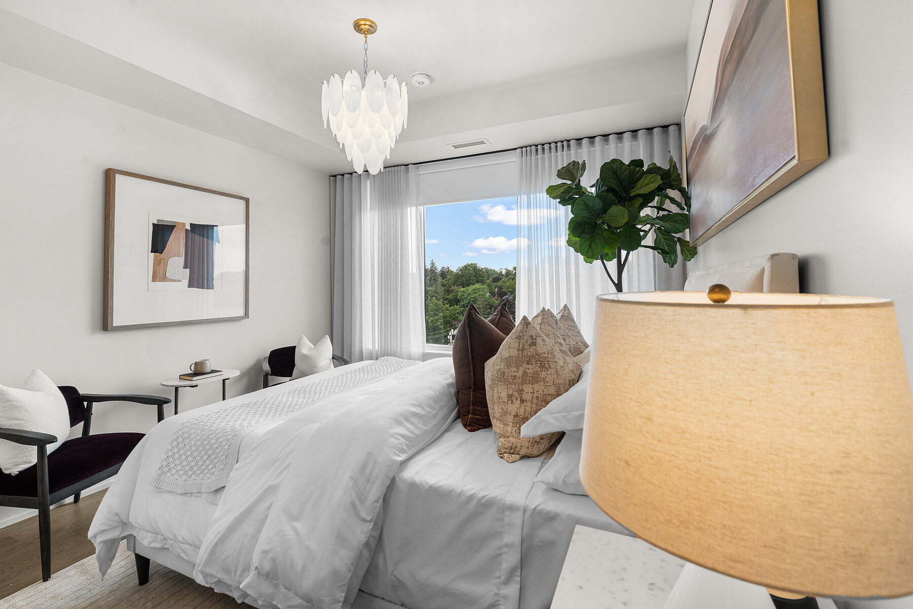  Refined Edenbridge Living - 物件實景