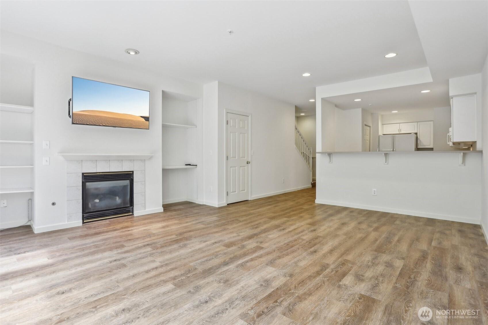 BOTHELL, Washington, 98021, United States, 3 Bedrooms Bedrooms, ,3 BathroomsBathrooms,Residential,For Sale,1875134