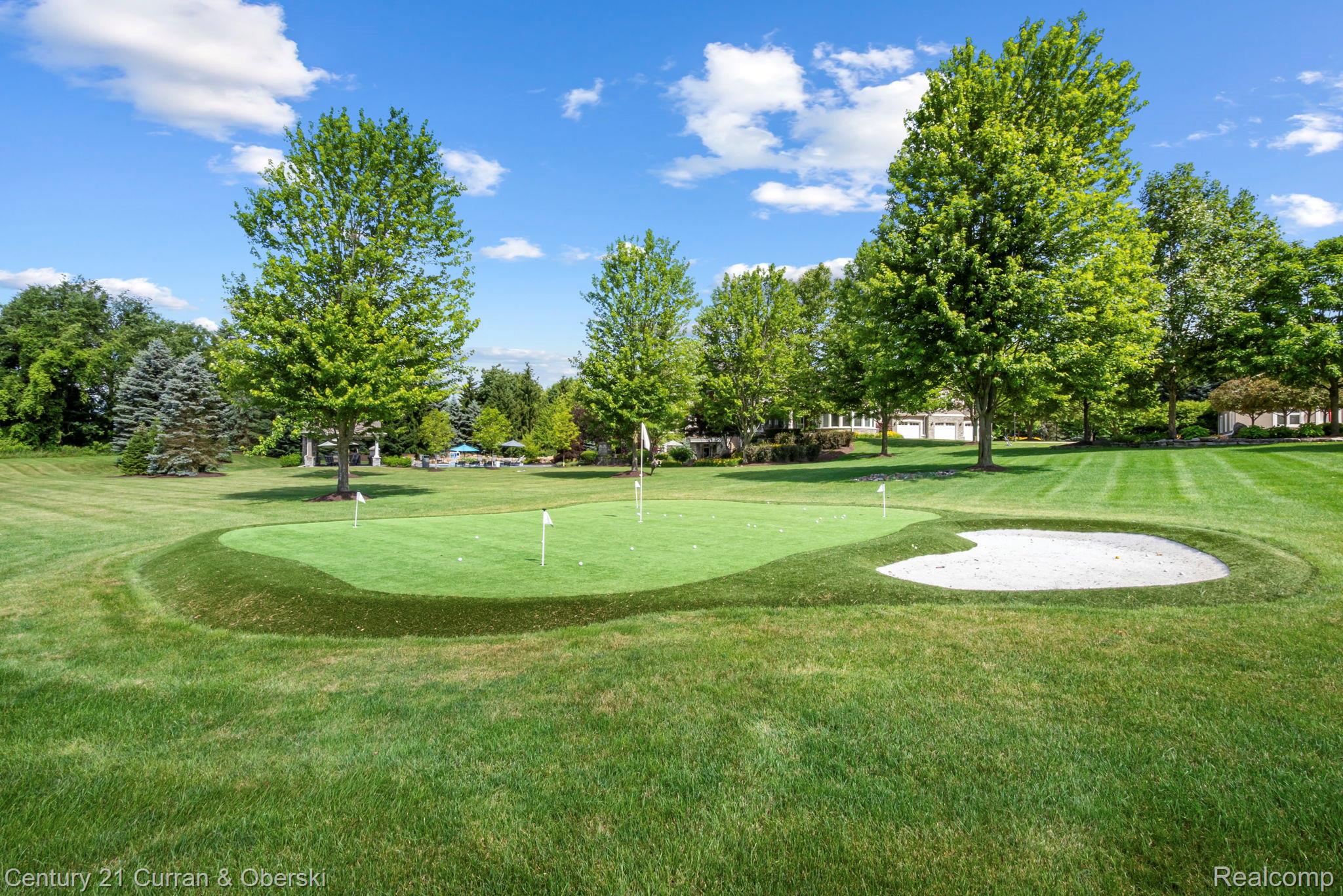 South Lyon, Michigan, 48178, United States, 6 Bedrooms Bedrooms, ,8 BathroomsBathrooms,Residential,For Sale,1914337