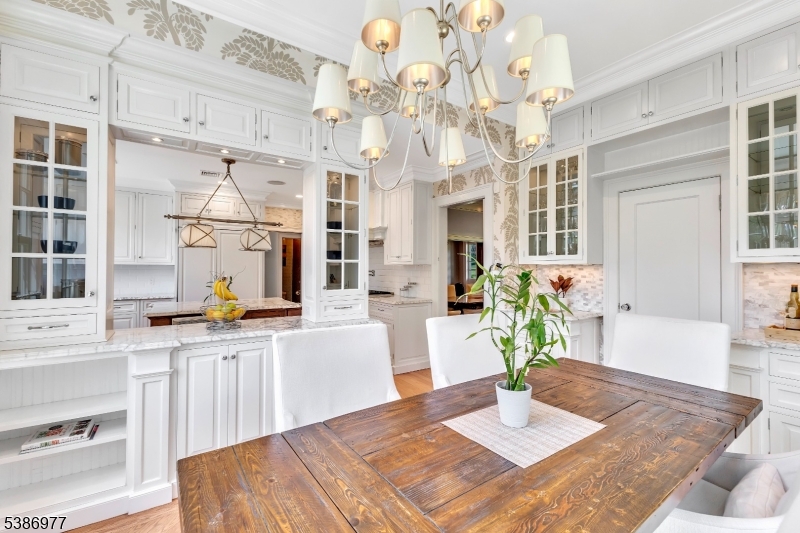 Montclair Twp., New Jersey, 07042, United States, 6 Bedrooms Bedrooms, ,6 BathroomsBathrooms,Residential,For Sale,1993497