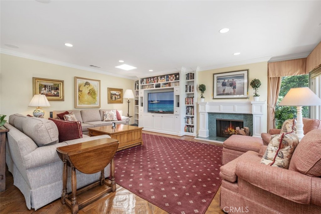 Newport Beach, California, 92660, United States, 7 Bedrooms Bedrooms, ,5 BathroomsBathrooms,Residential,For Sale,1939646
