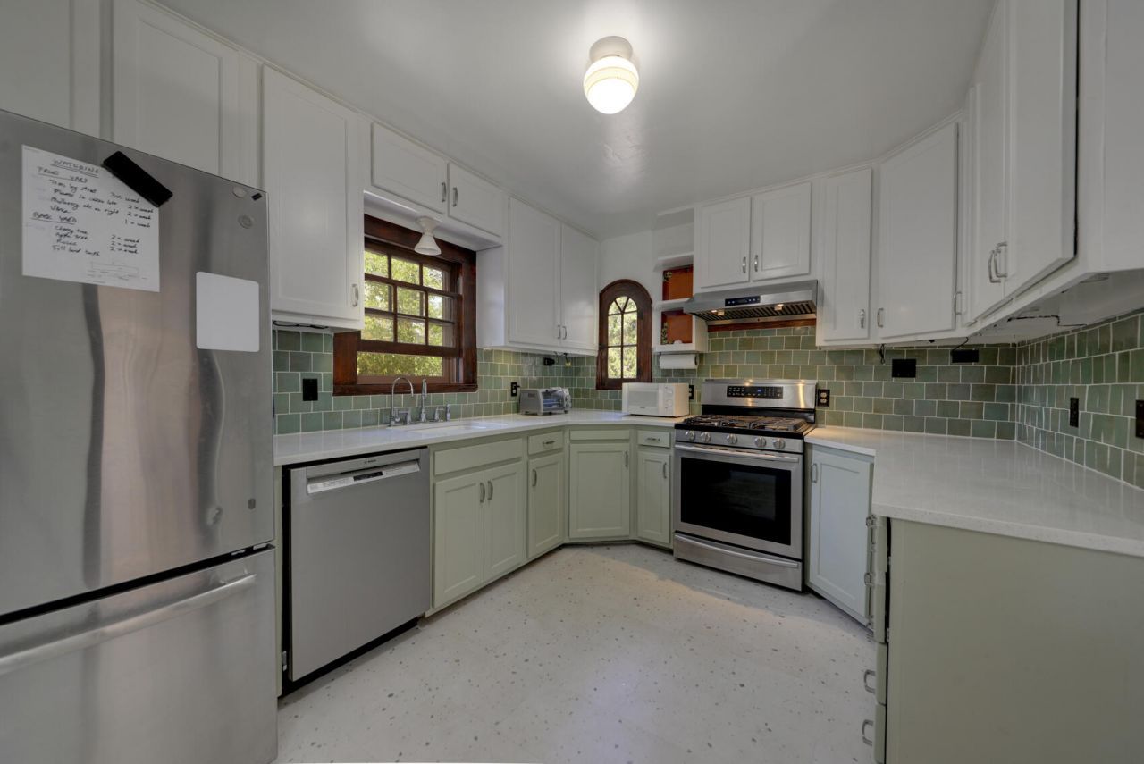 Albuquerque, New Mexico, 87108, United States, 3 Bedrooms Bedrooms, ,3 BathroomsBathrooms,Residential,For Sale,1902192