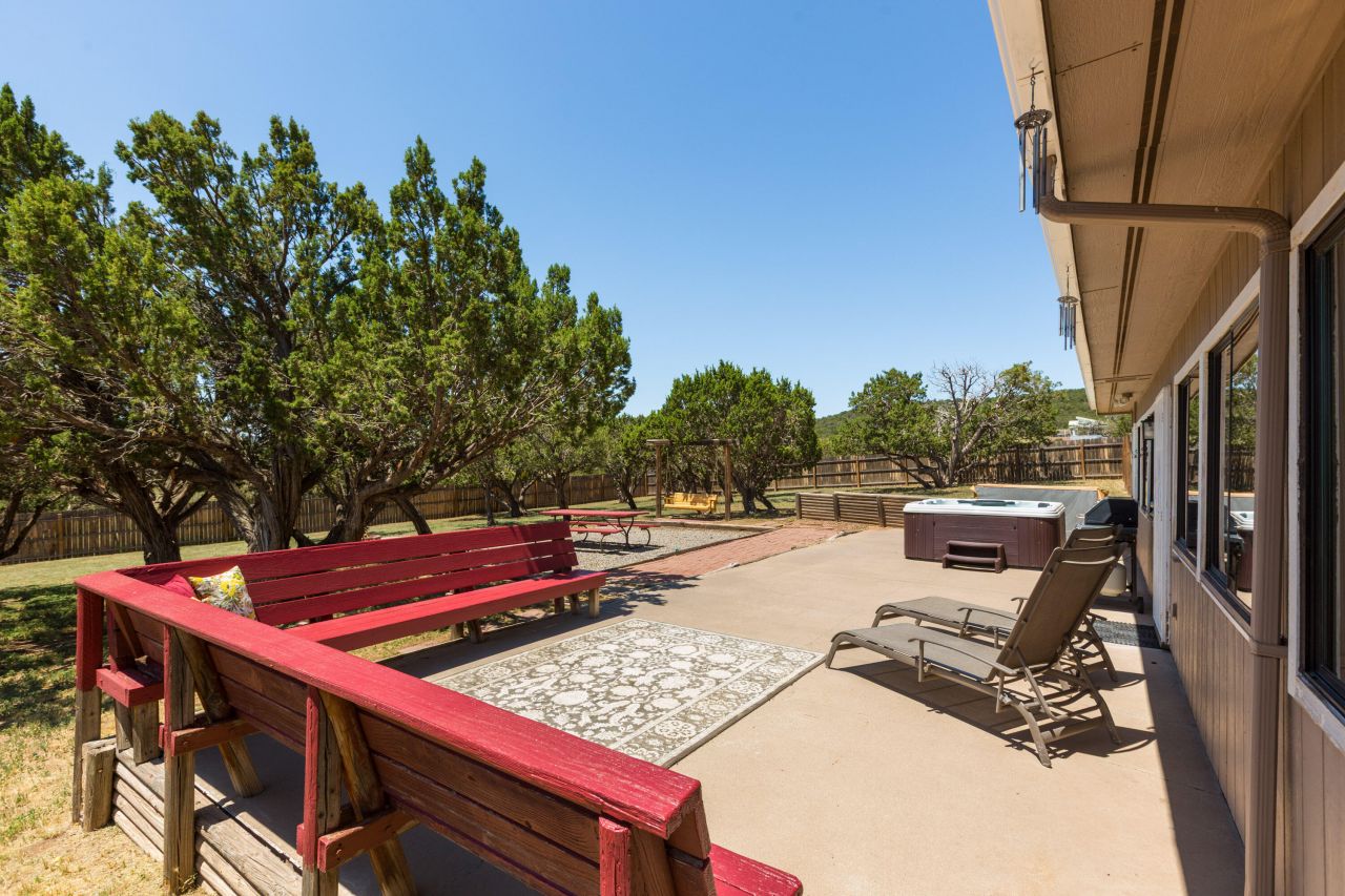 Edgewood, New Mexico, 87015, United States, 4 Bedrooms Bedrooms, ,3 BathroomsBathrooms,Residential,For Sale,1892952
