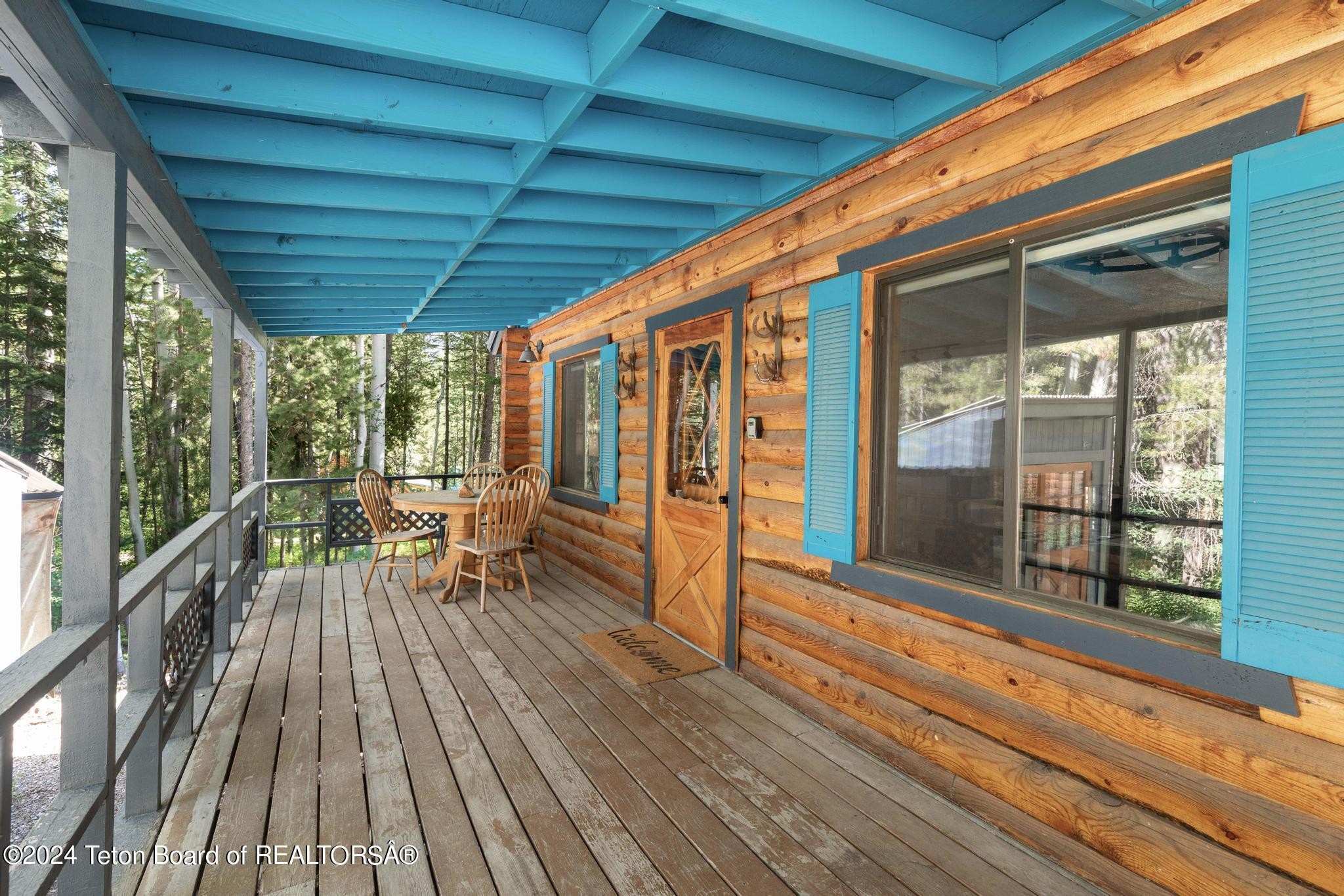 Alpine, Wyoming, 83128, United States, 2 Bedrooms Bedrooms, ,2 BathroomsBathrooms,Residential,For Sale,1922054