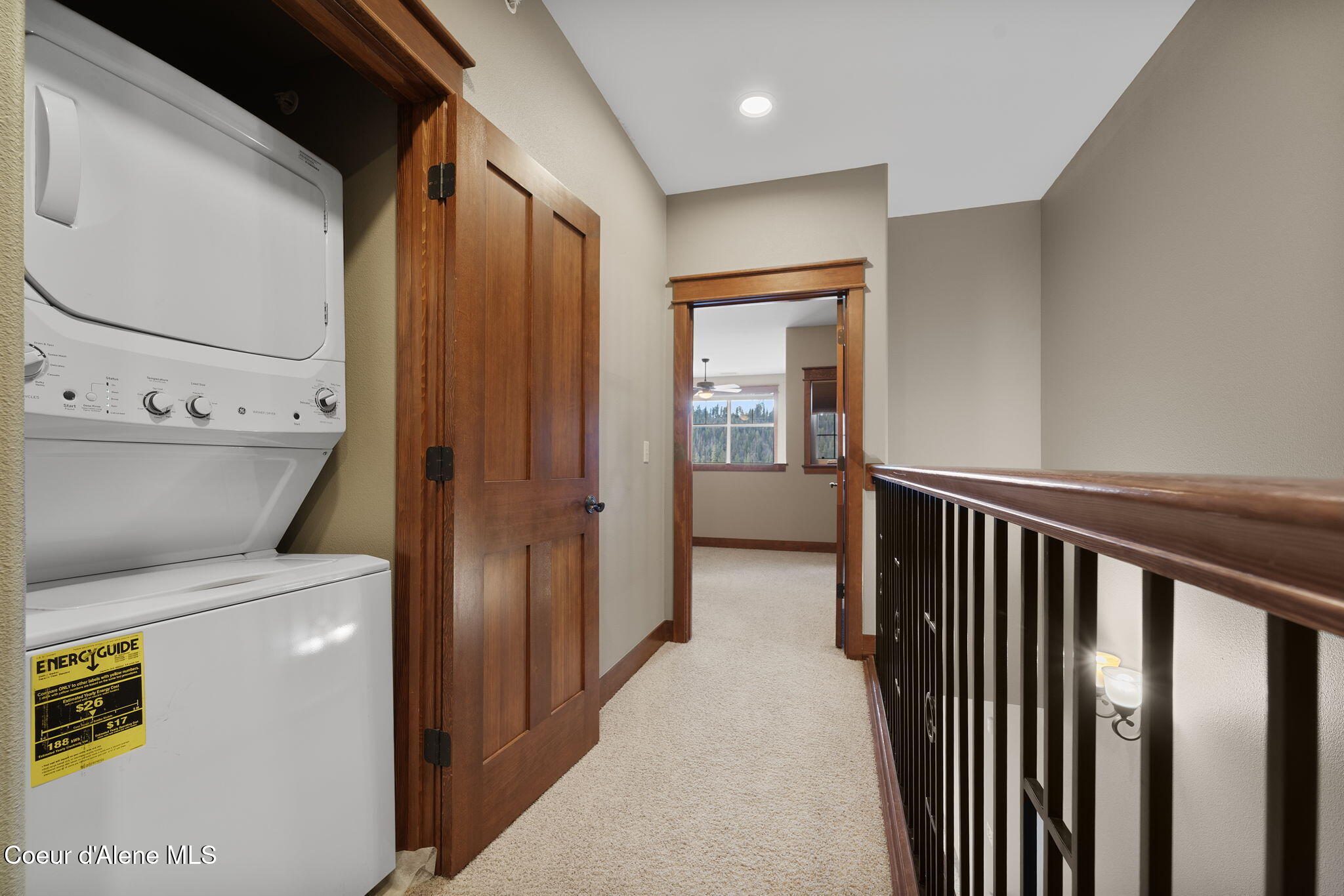 Coeur d'Alene, Idaho, 83814, United States, 2 Bedrooms Bedrooms, ,3 BathroomsBathrooms,Residential,For Sale,2022050