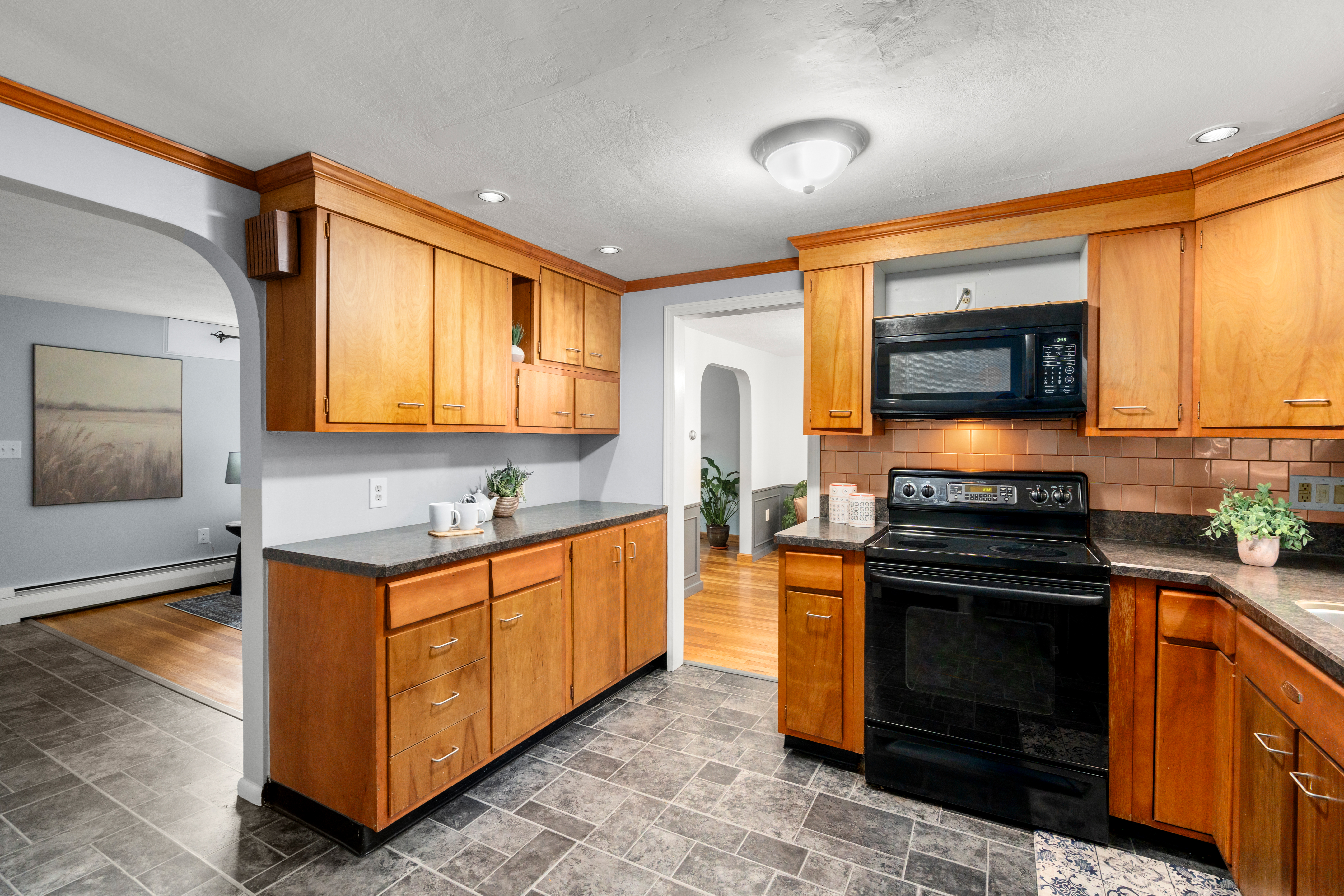  10 Locust Street, Burlington, MA, 01803 - 物件實景