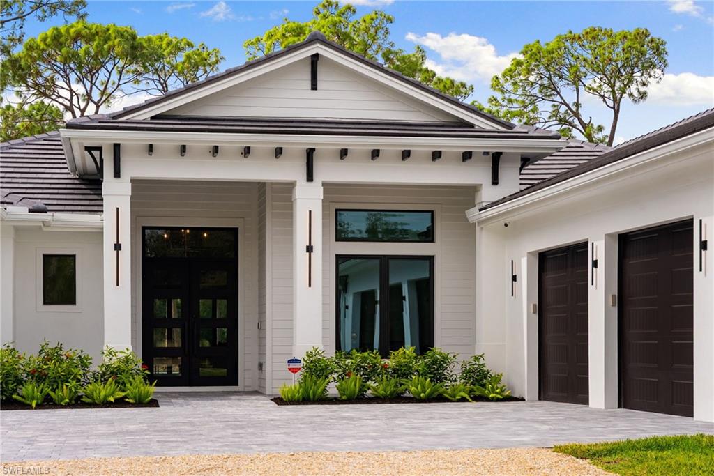 Naples, Florida, 34105, United States, 4 Bedrooms Bedrooms, ,5 BathroomsBathrooms,Residential,For Sale,1991548