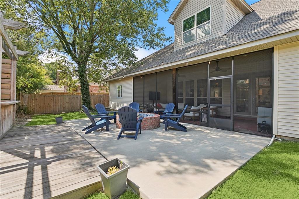 Mandeville, Louisiana, 70471, United States, 4 Bedrooms Bedrooms, ,3 BathroomsBathrooms,Residential,For Sale,1898629