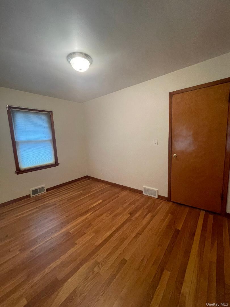 Montrose, New York, 10548, United States, 3 Bedrooms Bedrooms, ,1 BathroomBathrooms,Residential,For Sale,1958987