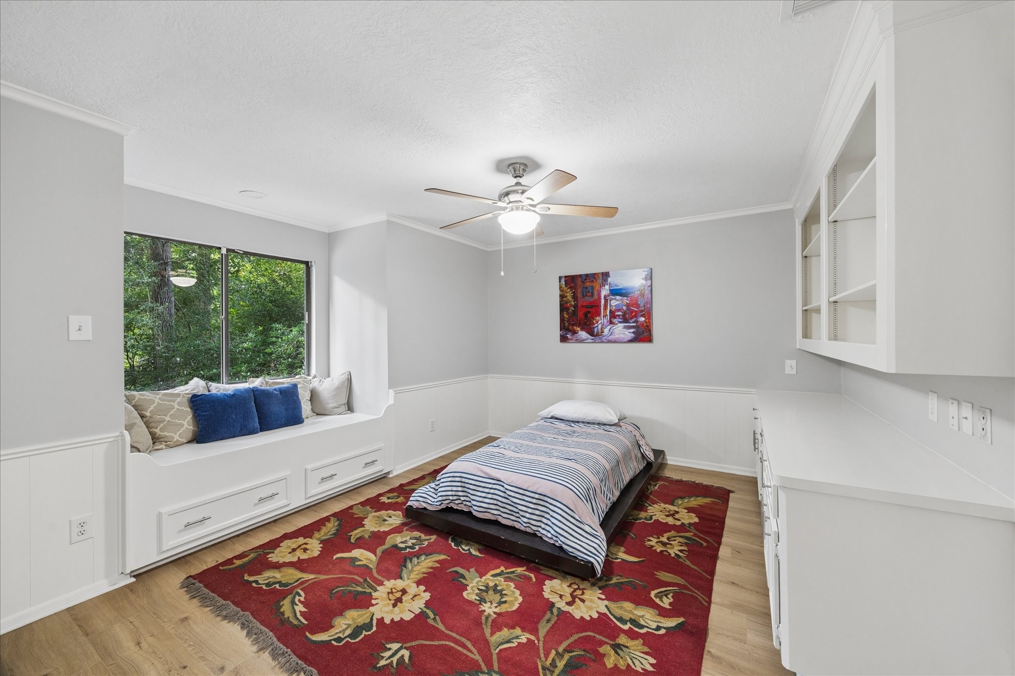  2411 Oakbank Drive - 物件實景