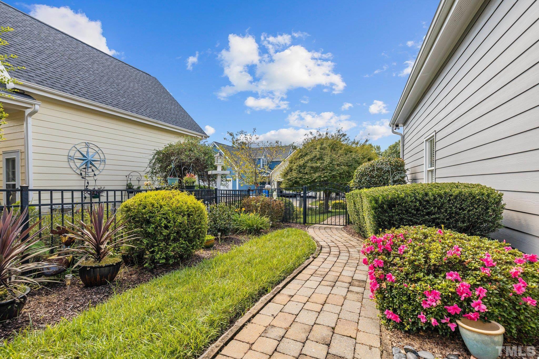 1640 Lakestone Village Lane, Fuquay-Varina, North Carolina, 27526, United States, 3 Bedrooms Bedrooms, ,3 BathroomsBathrooms,Residential,For Sale,1640 Lakestone Village Lane,1433390