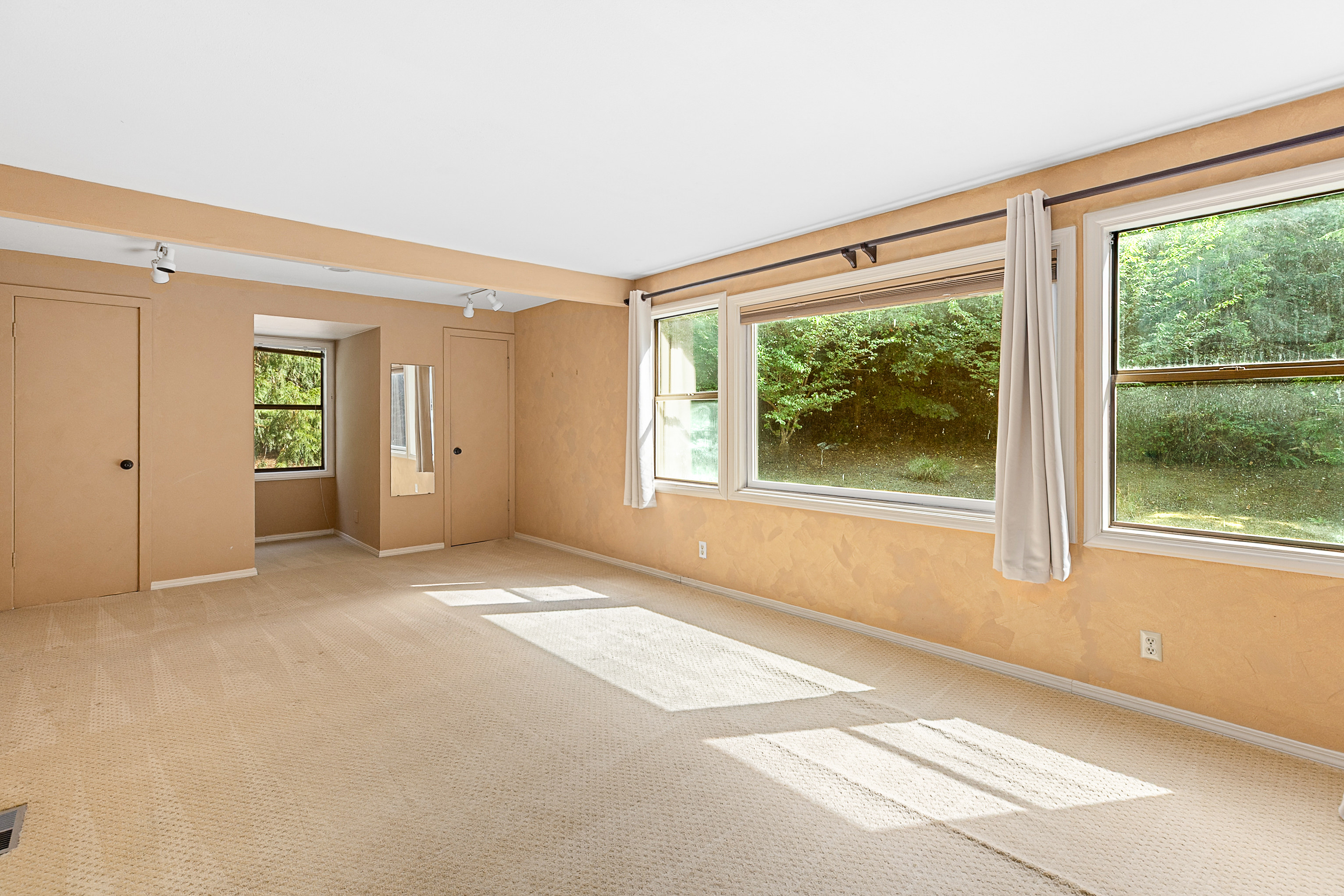  6391 NE Tolo Rd, Bainbridge Island, WA 98110 - 物件實景