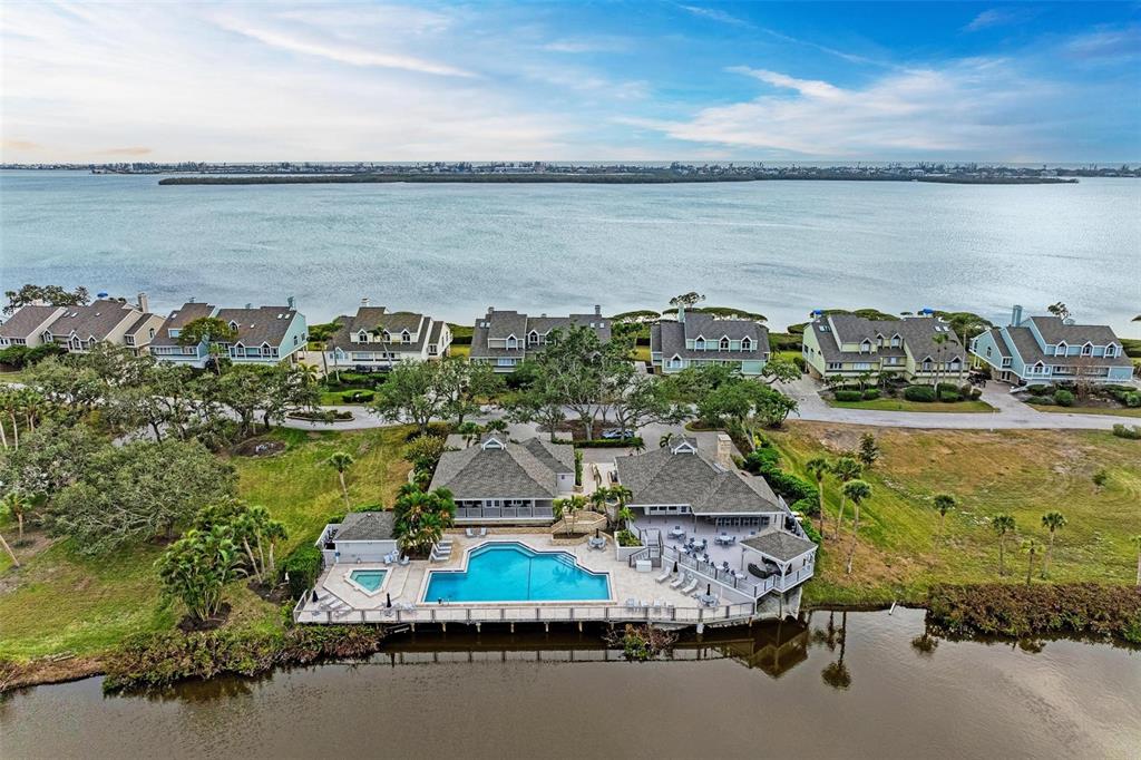 Bradenton, Florida, 34210, United States, 2 Bedrooms Bedrooms, ,2 BathroomsBathrooms,Residential,For Sale,1897662