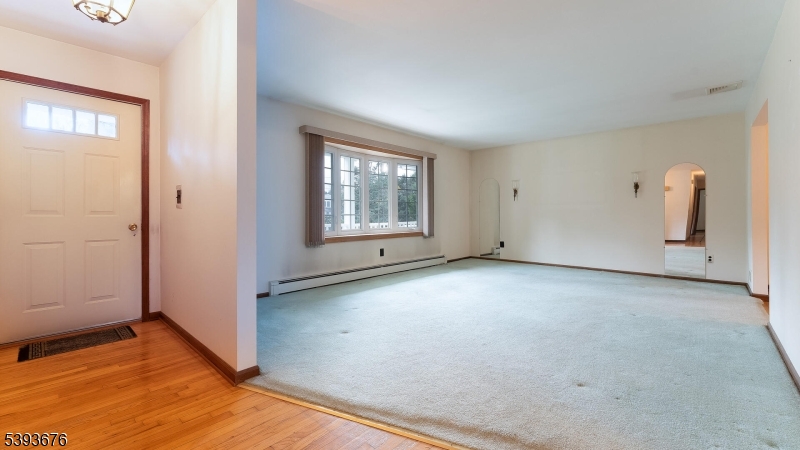 Kingwood Twp., New Jersey, 08867, United States, 3 Bedrooms Bedrooms, ,2 BathroomsBathrooms,Residential,For Sale,1988305